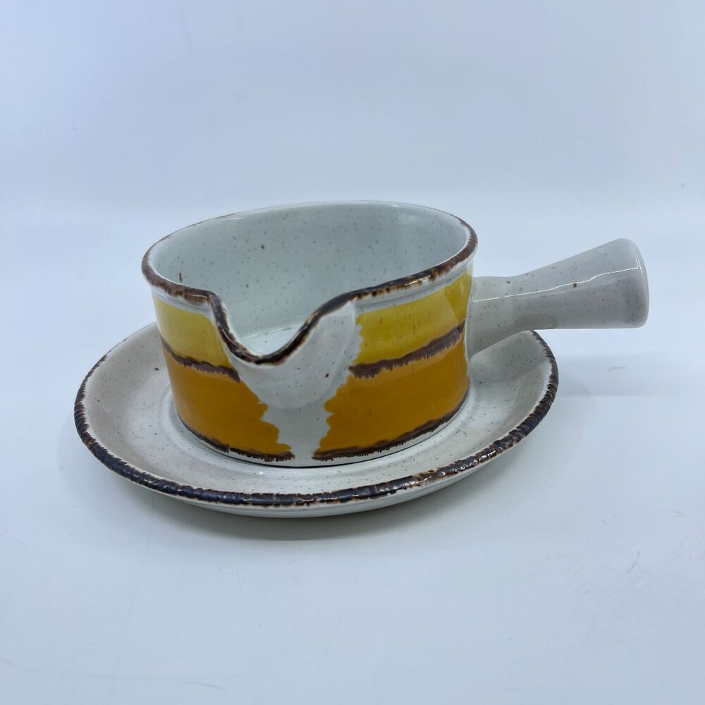 vintage stonehenge midwinter sun sauce gravy boat and under plate 1970's